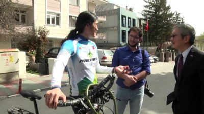 konferans - Bisikletle dünya turu atan Tayvanlı Türkiye'de  Videosu