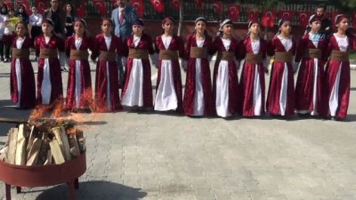 nevruz atesi -  Hakkari’de Nevruz Bayramı coşkusu  Videosu