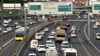 trafik yogunlugu -  Haliç'te trafiği kilitleyen kaza: 2 yaralı Videosu