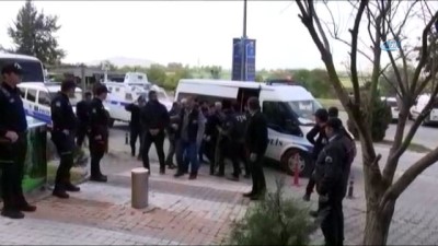 adli kontrol -  Terör propagandası ve Cumhurbaşkanına hakaret eden 6 PKK’lı tutuklandı Videosu