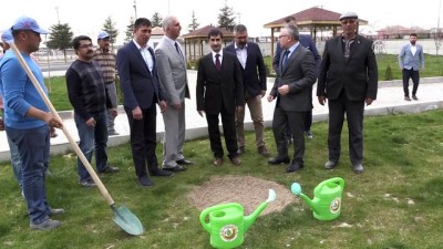 2023 vizyonu - Erdoğan'dan şehit Halisdemir'in ailesine karaçam tohumu - NİĞDE Videosu