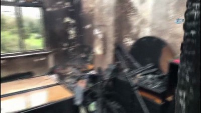 cati kati -  Pendik'te 3 katlı binada yangın...Bina sakinleri kendileri güçlükle dışarı attı Videosu