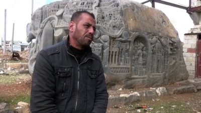 sanat eseri - Suriyeli heykeltıraş barış mesajını 117 tonluk kayaya işledi - DERA  Videosu
