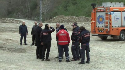 memur -  Trabzon'da polis ekip otosu dereye uçtu: 1 şehit, 1 kayıp  Videosu