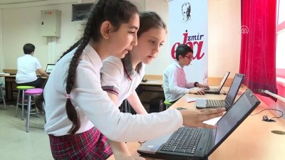 bilgisayar oyunu - Bilgisayar oyunuyla ders çalışıyorlar - İZMİR  Videosu