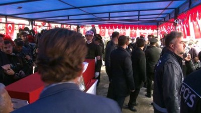 cenaze araci -  Burdur şehidini on binler uğurladı  Videosu