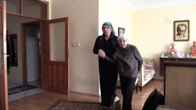 genc ogretmen - 'Asırlık çınar'ın eğitim aşkı bitmedi - AMASYA Videosu