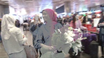 tesettur -  Dünyaca ünlü mülteci top model Halima Aden Türkiye’de Videosu