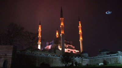 iklim degisikligi -  Tarihi Selimiye Camii’nde ‘İklim Değişikliği’ eylemi Videosu