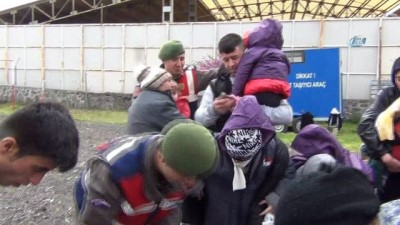 insani yardim -  Ayvalık’ta 43 göçmen yakalandı  Videosu