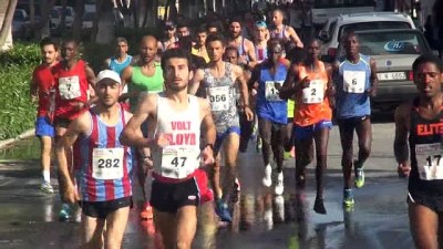 kadin atlet - Uluslararası Tarsus Yarı Maratonu'na Kenyalı damgası  Videosu
