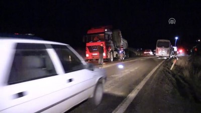 hafriyat kamyonu - Yolcu otobüsü ile beton mikseri çarpıştı: 27 yaralı (2) - MANİSA  Videosu