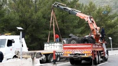 dogalgaz -  Muğla'da sıkıştırılmış doğalgaz tüpü taşıyan tır devrildi  Videosu