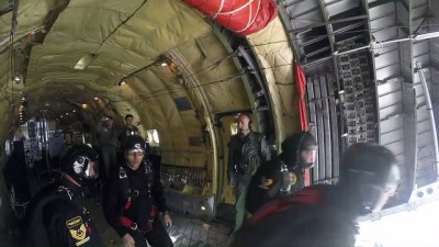 parasutcu - Paraşütçü komandolar hünerlerini sergiledi (2) - KAYSERİ  Videosu