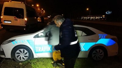 hiz siniri -  Samsun'da maket trafik polis araçlarının tepe lambalarını çaldılar  Videosu