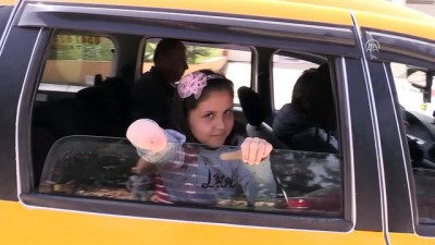 fizik tedavi - Suriyeli çocuğun yüzü protez kolla güldü - HATAY  Videosu