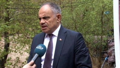 buyuk felaket -  Yahyalı Belediye Başkanı Esat Öztürk: “Dere yatağında bulunan vatandaşımızın can kaybı olmadan kurtarılması bizleri sevindirdi”  Videosu