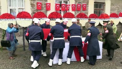 koy mezarligi - Şehit Tokmak son yolculuğuna uğurlandı - ÇORUM  Videosu