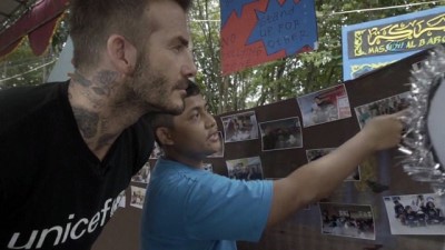 genc kiz - - UNICEF İyi Niyet Elçisi David Beckham Endonezya’da  Videosu