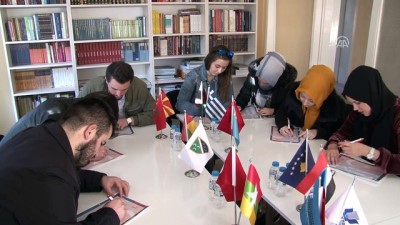 yabanci ogrenciler - Yabancı öğrencilerin mektupları Mehmetçik'e ulaştı - EDİRNE  Videosu
