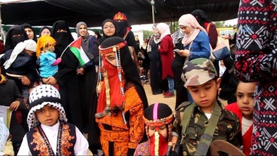  - 100 Yaşındaki Filistinli Nine 'Toprak' Yürüyüşünün Sembolü Oldu