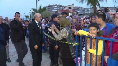okul insaati - Başbakan Yıldırım'dan ev ve okul inşaatı ziyareti - İZMİR Videosu