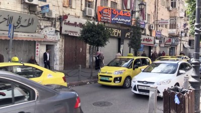 mermi - Batı Şeria'da İsrail'in 15 Filistinliyi şehit etmesini protesto amacıyla kepenk kapatıldı - RAMALLAH Videosu