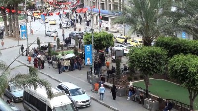 mermi - İsrail'in 15 Filistinliyi şehit etmesini protesto eden esnaf kepenk kapattı - NABLUS Videosu