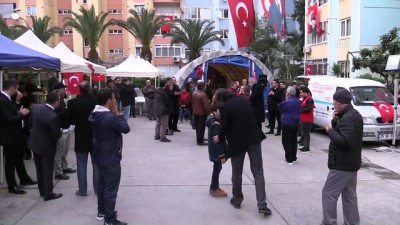 Başbakan Yıldırım'dan şehit ailesine taziye ziyareti - İZMİR
