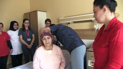 yabanci hasta - 'Ölümün eşiğinden beni Türk doktorları çevirdi' - ERZİNCAN  Videosu