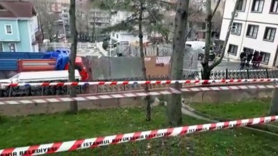 istinat duvari - Parkın istinat duvarı çöktü - İSTANBUL  Videosu