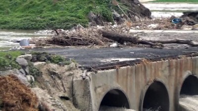 dere yatagi -  Çorlu Deresi’nin debisi yükseldi, Sarılar Köprüsü ulaşıma kapandı  Videosu