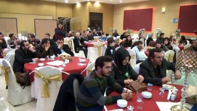 kanaat onderleri -  Eski Bakan Egemen Bağış: 'Afrin'de ÖSO ve Türk Silahlı Kuvvetleri sadece teröristlerle mücadele etmiyor. O terör örgütlerinin arkasındaki aşağılık aklın bütün taşeronlarıyla mücadele veriyor'  Videosu