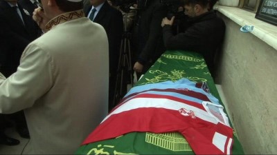 il baskanlari -  Kemal Kılıçdaroğlu, Trabzon'da cenazeye katıldı  Videosu