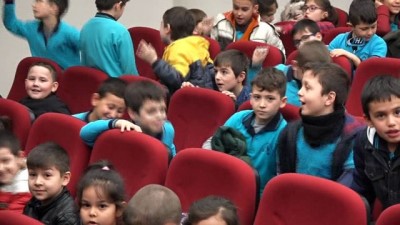 bulduk -  Yeşilçam'ın usta oyuncularının “Renkli Dünyalar'ı miniklerle buluştu Videosu