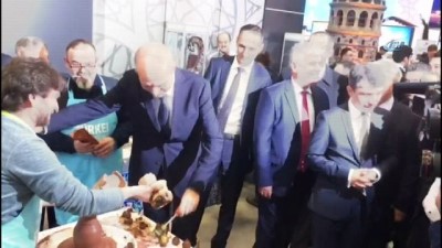  - Bakan Kurtulmuş, ITB Fuarı'nda Türkiye Standının Açılışını Yaptı