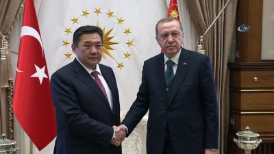  Cumhurbaşkanı Erdoğan, Moğolistan Meclis Başkanı'nı kabul etti