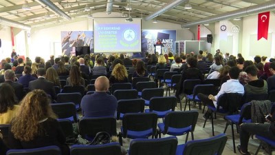 'Erkekler kadın lideri kabullenmekte zorlanıyor' - İZMİR