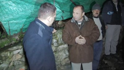  Evi yanan vatandaş kaymakamı karşısında görünce yangını unutup borcu olduğundan para istedi 