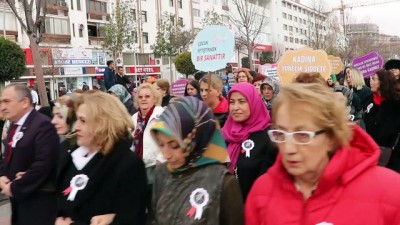 saygi durusu - 8 Mart Dünya Kadınlar Günü - BOLU  Videosu