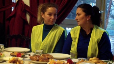 sabah kahvaltisi -  Belediye başkanı kadın çalışanlara 8 Mart’ı ücretli tatil yaptı Videosu