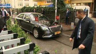 yansima -  Cumhurbaşkanı Erdoğan'ın makam aracının camına Türk bayrağı yansıdı Videosu