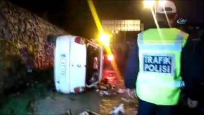  Otomobil 20 metrelik istinat duvarından düştü: 1 ölü, 3 yaralı