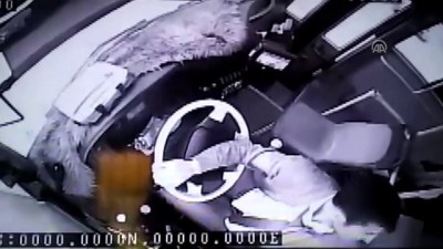 arac kamerasi - Şoförün dalgınlığından yararlanıp telefonunu çaldı - GAZİANTEP  Videosu