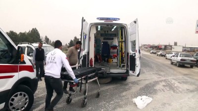 cakal - Trafik kazası: 2 yaralı - ŞANLIURFA  Videosu