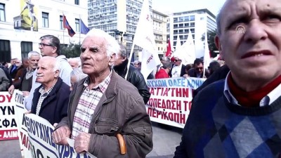protesto - Yunanistan'da emeklilerden 'maaş kesintisi' protestosu - ATİNA Videosu