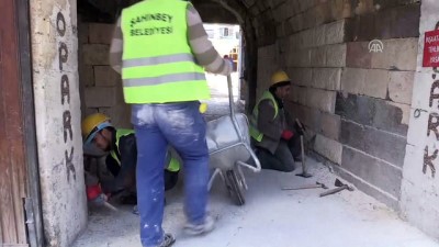 sahaflar carsisi - 300 yıllık handa top mermisi bulundu - GAZİANTEP Videosu