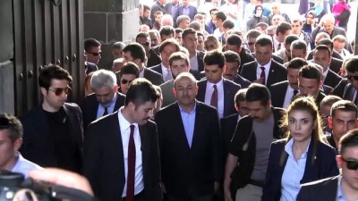 Dışişleri Bakanı Çavuşoğlu, Sur ilçesindeki esnafı ziyaret etti - DİYARBAKIR