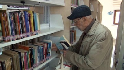  Mustafa dedenin ‘Kütüphane’ aşkı gençlere örnek oluyor 