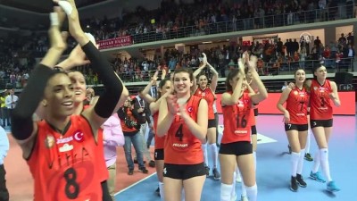 Eczacıbaşı VitrA'da CEV Kupası şampiyonluğu sevinci - İSTANBUL